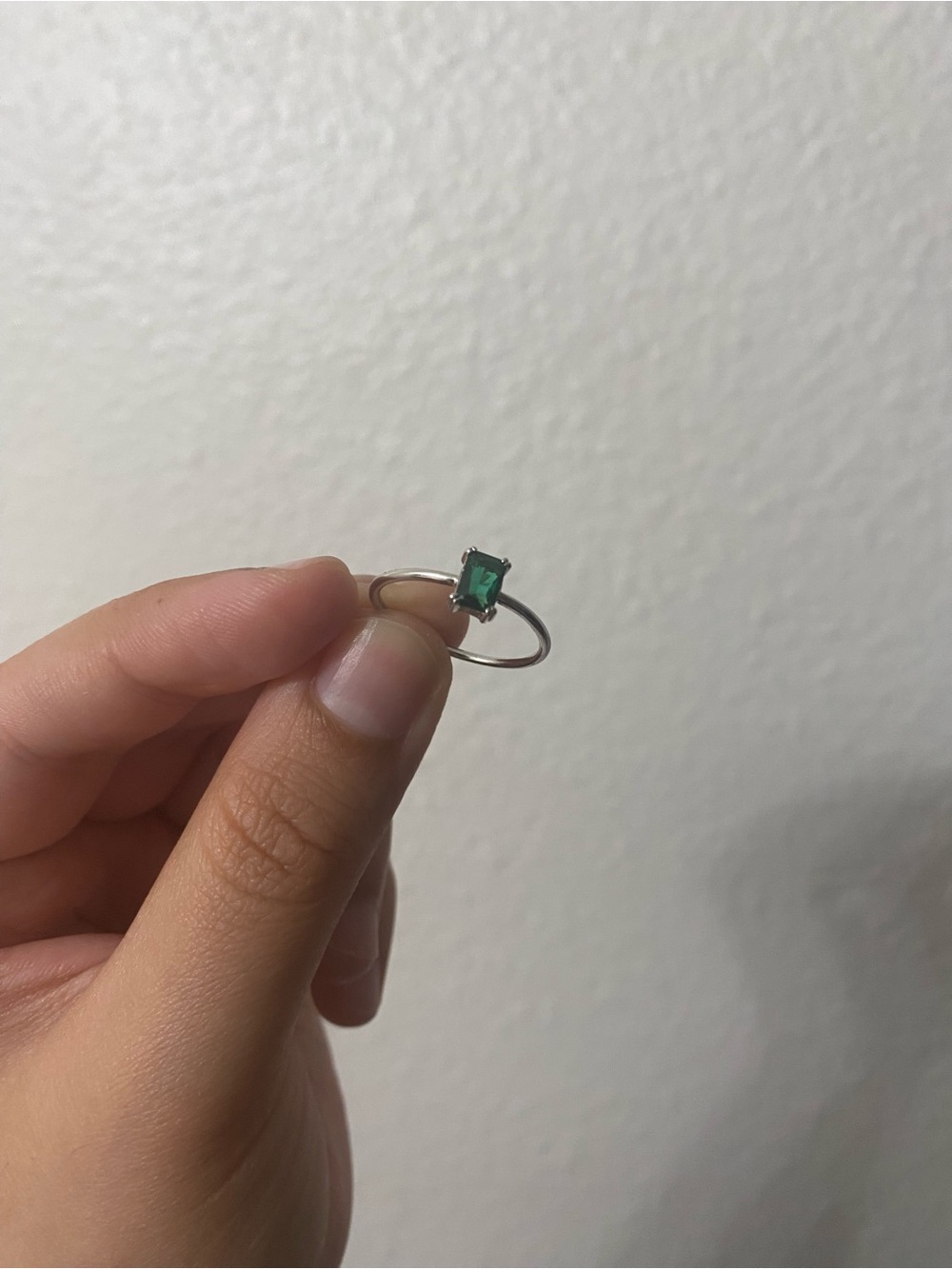 dainty green emerald gemstone 925 sterling silver ring